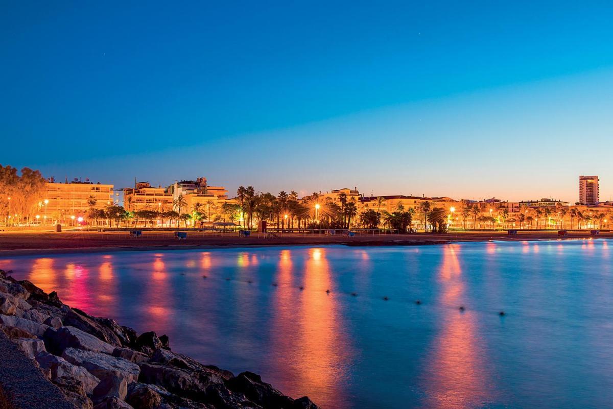 Vila Lydia Cambrils Exteriör bild