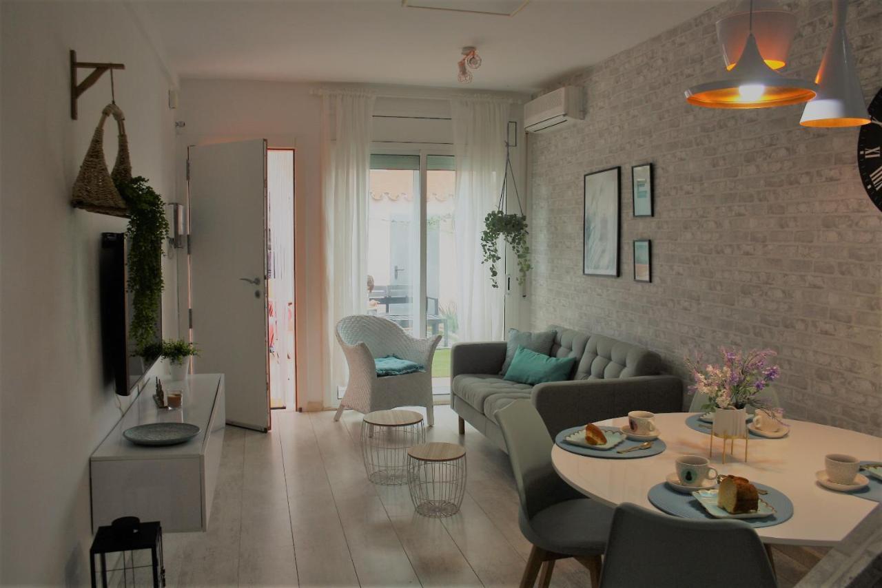 Vila Lydia Cambrils Exteriör bild